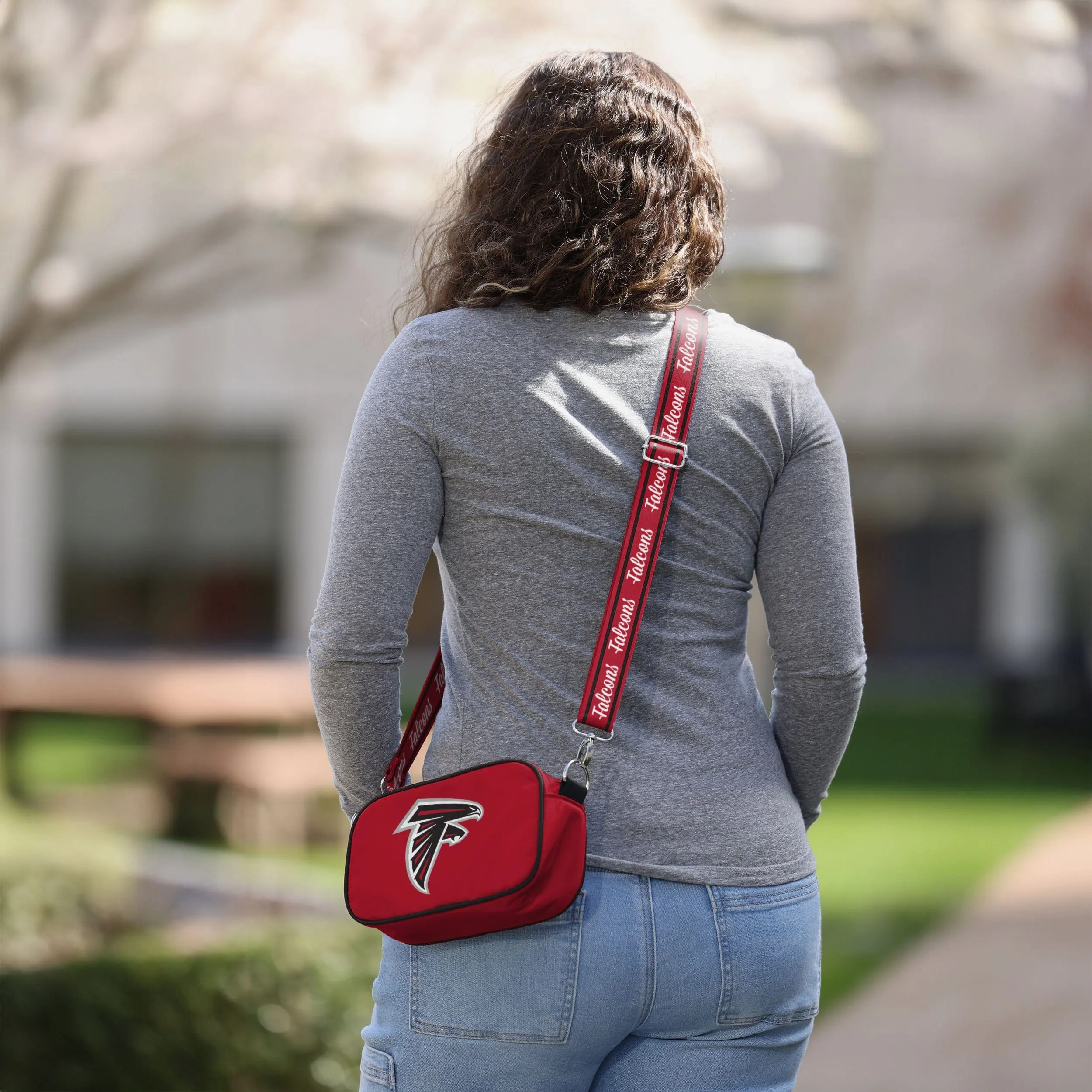 Atlanta Falcons Team Logo Crossbody Bag