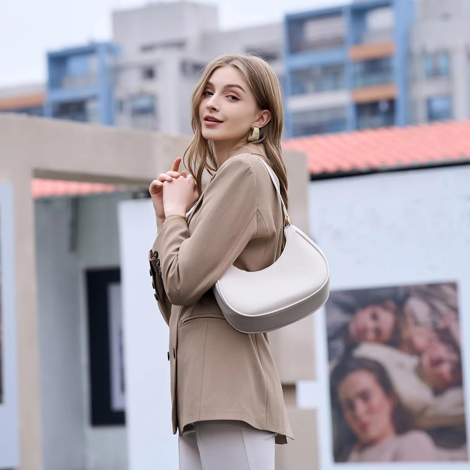 Crescent Shoulder Bags for Women Cute Hobo Tote Handbag Under the Arm Purses Mini Clutch Purse with Zipper Closure