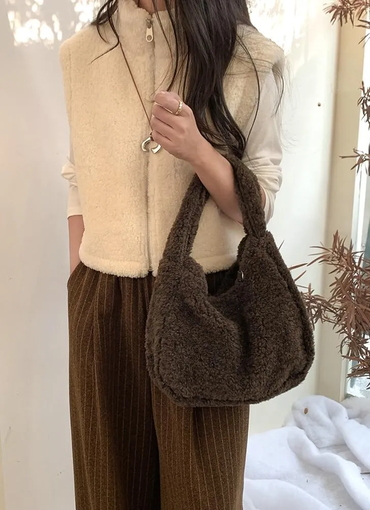 Cute Lambwool Bag for Women Soft Plush Shoulder Purses and Handbag Trendy Winter Faux Fur Clutch Purse Small Tote Bag