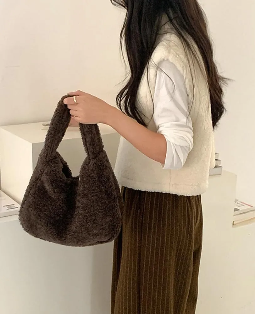 Cute Lambwool Bag for Women Soft Plush Shoulder Purses and Handbag Trendy Winter Faux Fur Clutch Purse Small Tote Bag