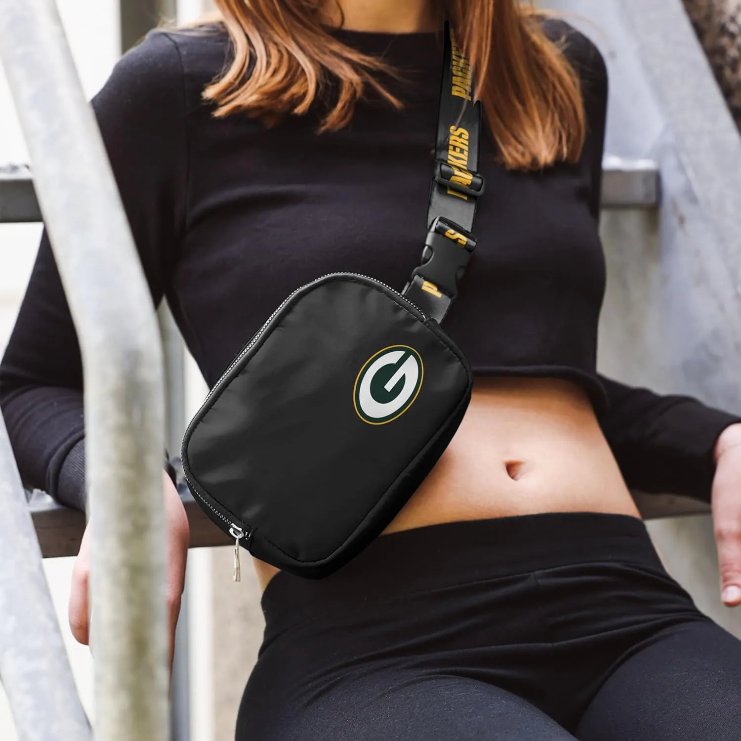 FOCO NFL Large Black Team Wordmark Crossbody Belt Bag Tote Bag Purse