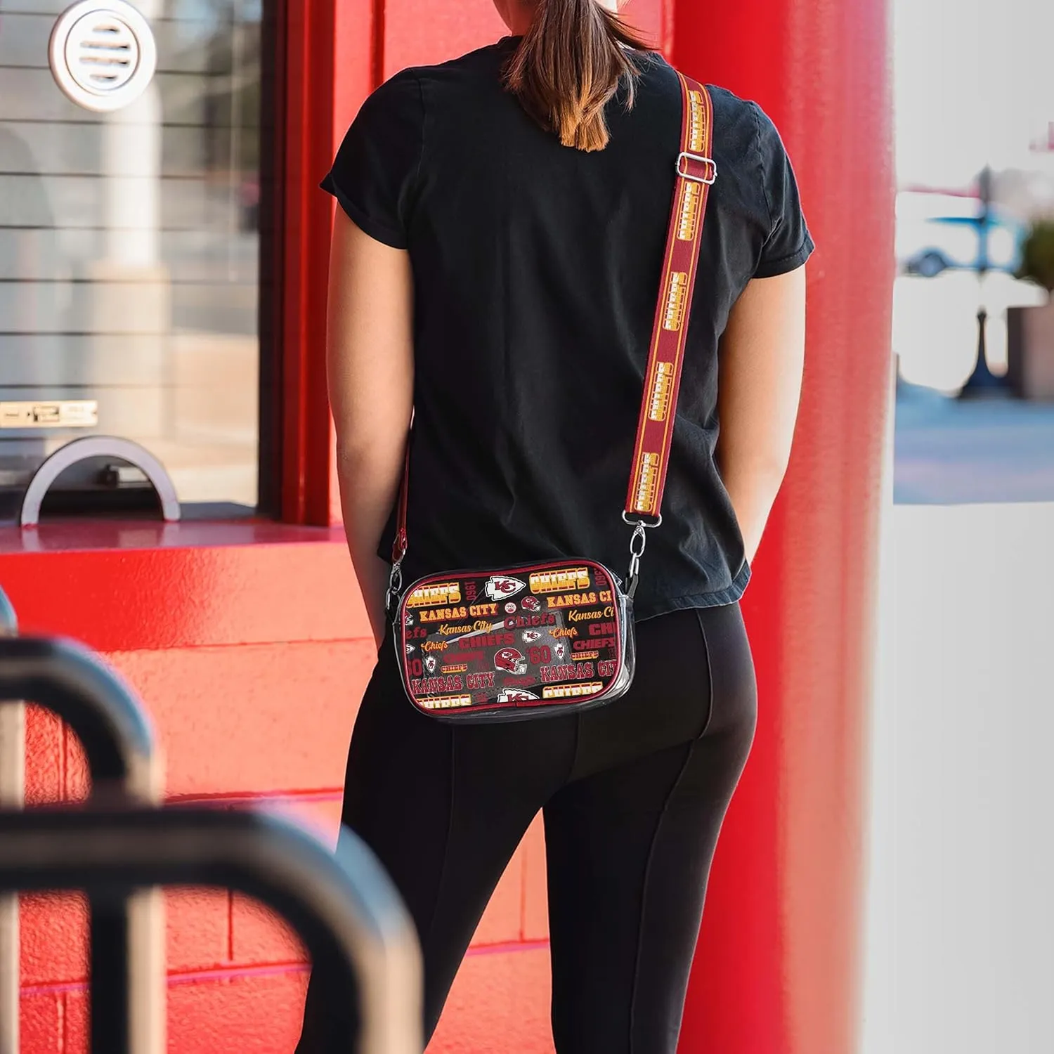 FOCO NFL Team Logo Retro Print Clear Crossbody Bag