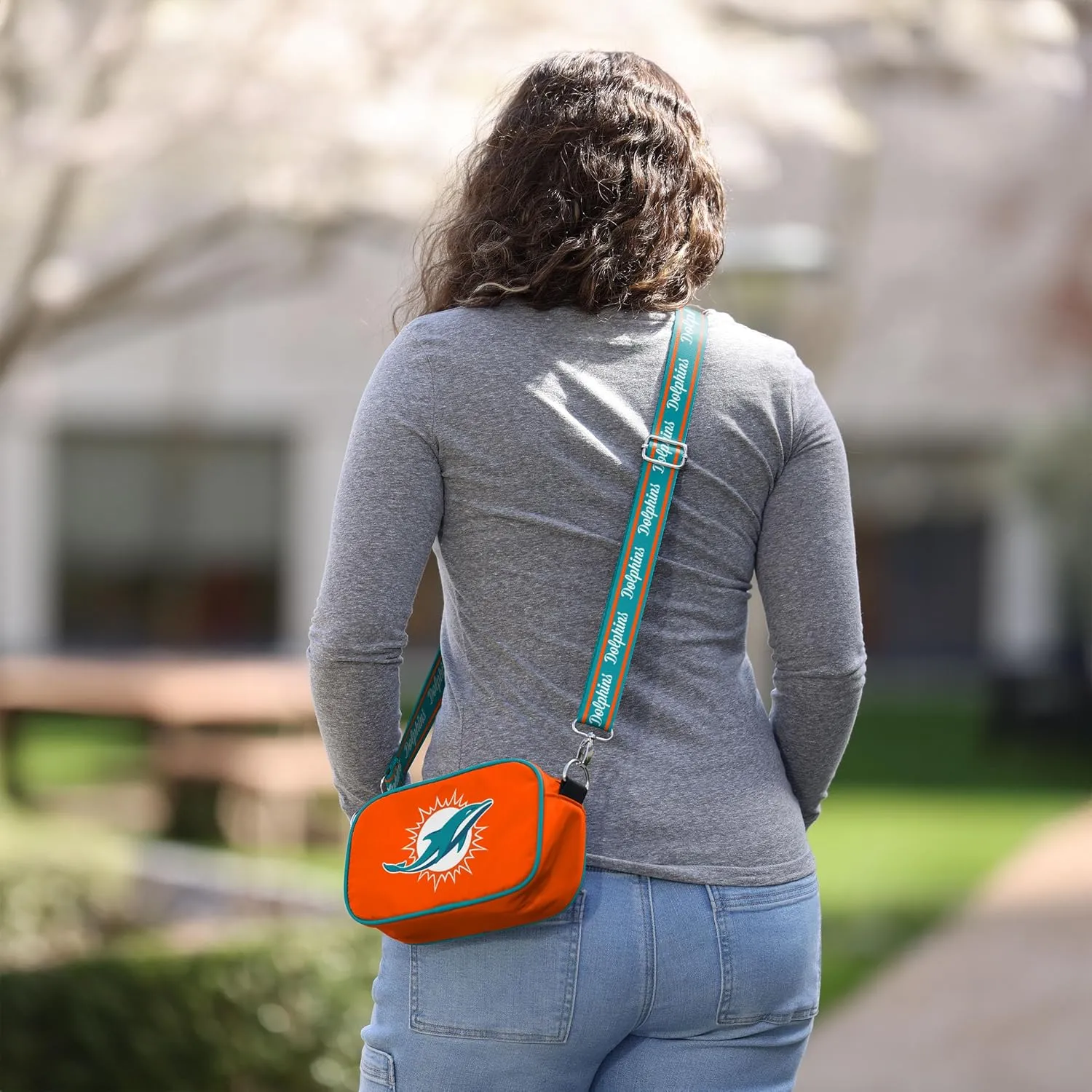 FOCO NFL Team Logo Solid Crossbody Bag