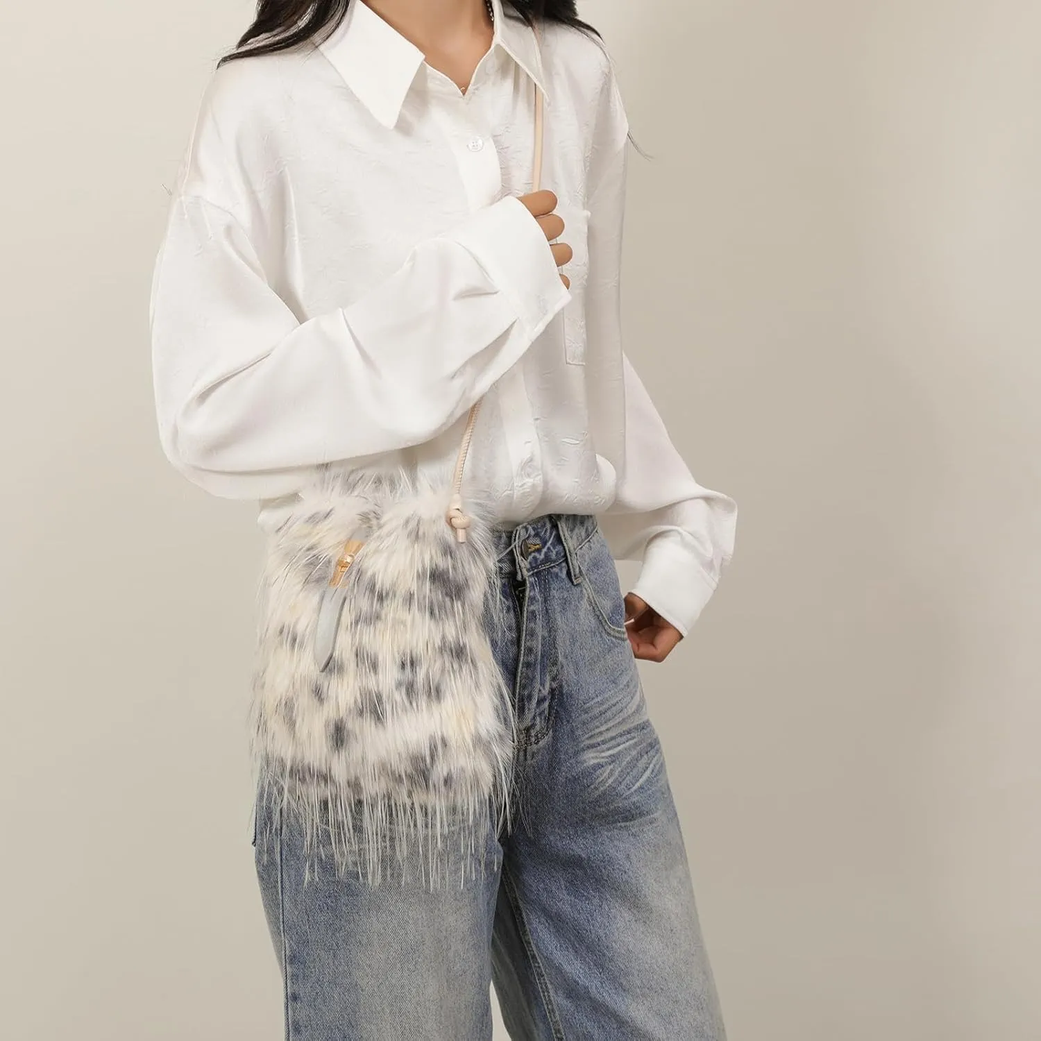 Furry Purse, Faux Fur Crossbody Bag Y2K Fluffy Bag Fuzzy Purses for Women