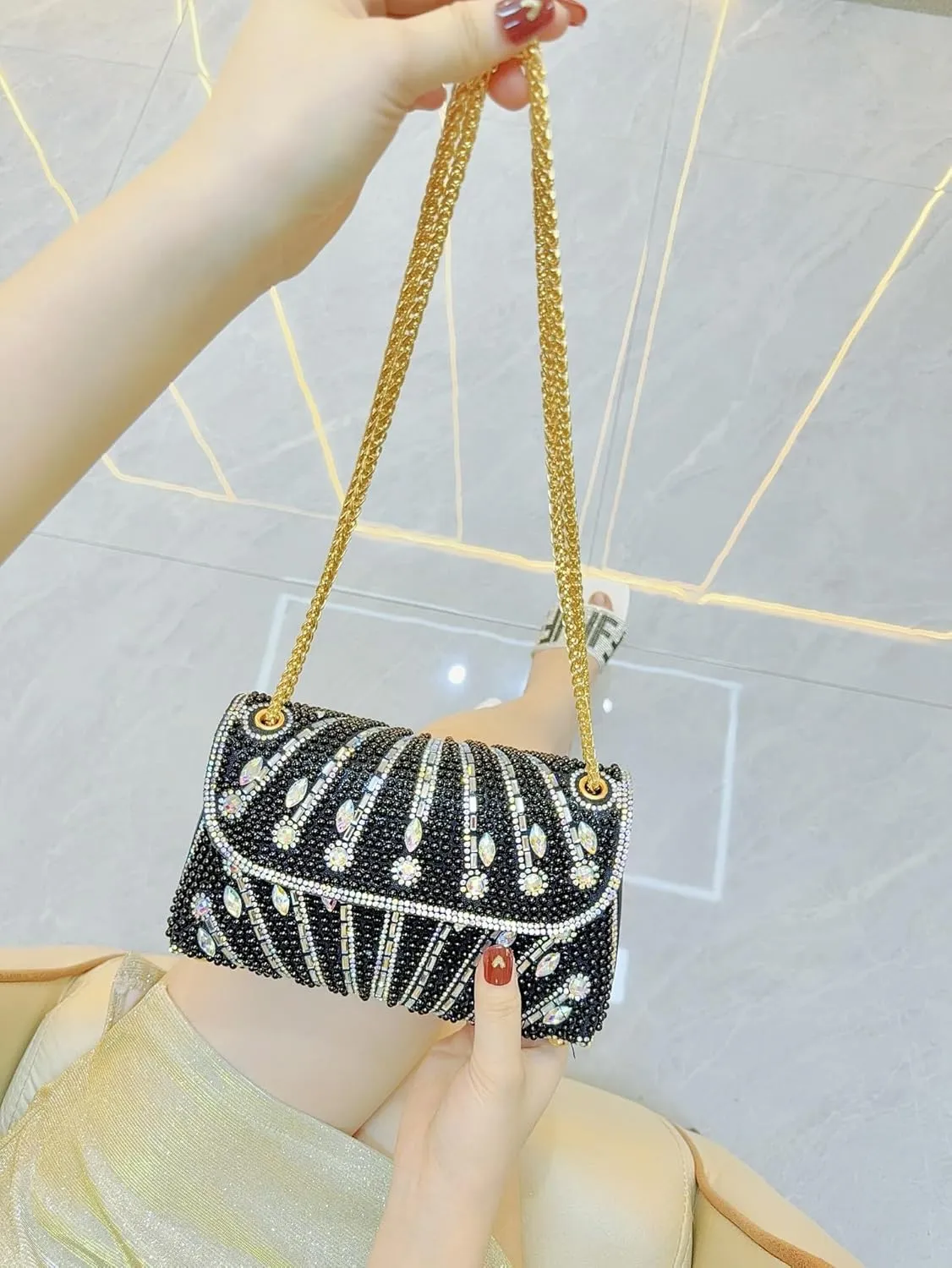 Gets Sparkly Rhinestones Clutch Purses for Women Purses and Handbags for Wedding Party Evening Crossbody Bag with Chain