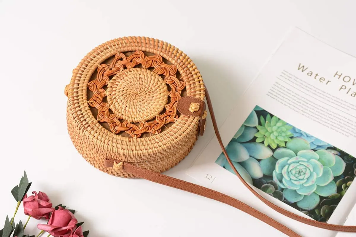Handwoven Round Rattan Bag Shoulders Natural Chic Hand Tropical Beach Style Woven with Leather Strap