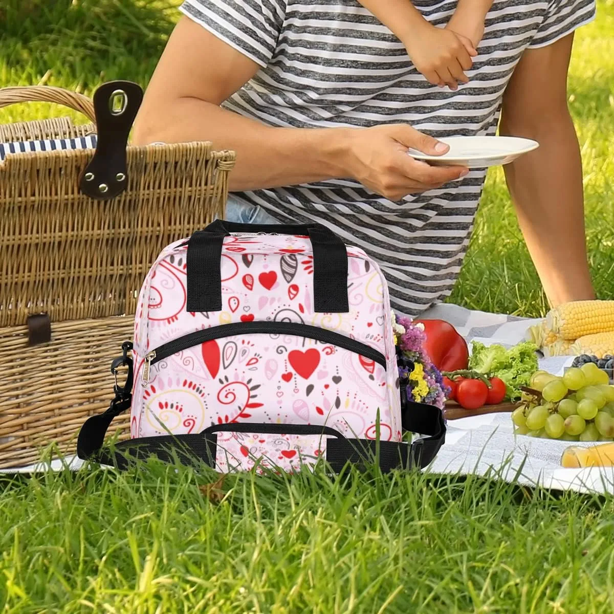 Insulated Lunch Bag for Women Men Abstraction Love Heart Leakproof Cooler Tote Bag Large Reusable Adult Lunch Box with Adjustable Shoulder Strap for Office Work Picnic Travel Beach