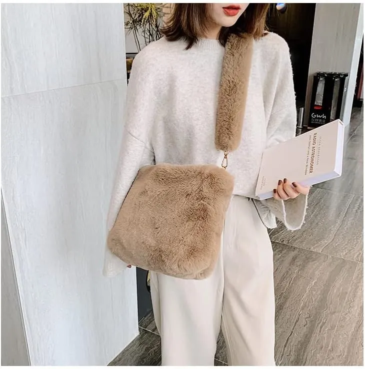Plush Underarm Bag Ladies Faux Fur Fluffy Crossbody Shoulder Bag Women Soft Furry Tote Handbag for Autumn and Winter