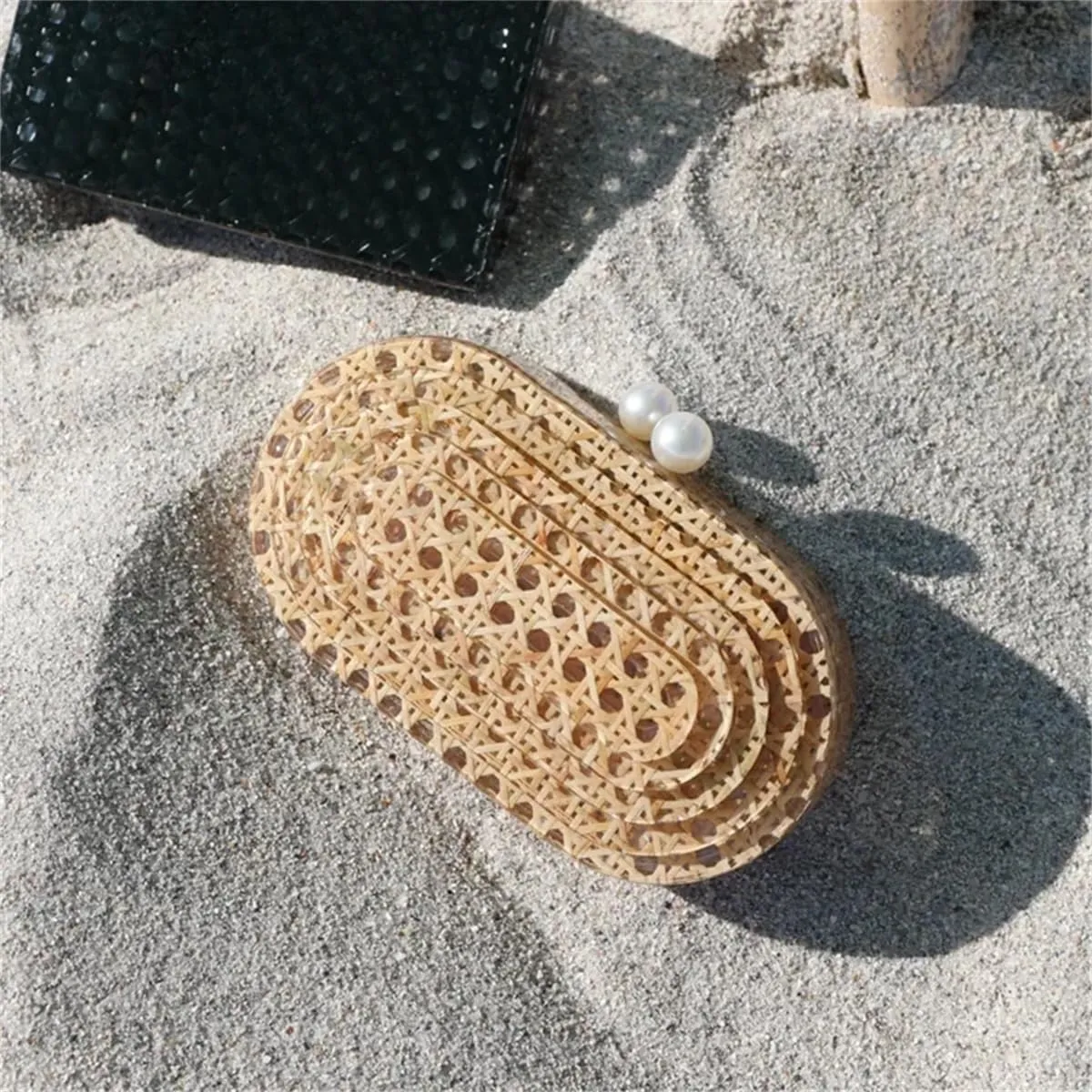 RomanticDesign Women Acrylic Handbag Rattan Woven Pattern Square Box Crossbody Handbag Shoulder Bag Chain Purse