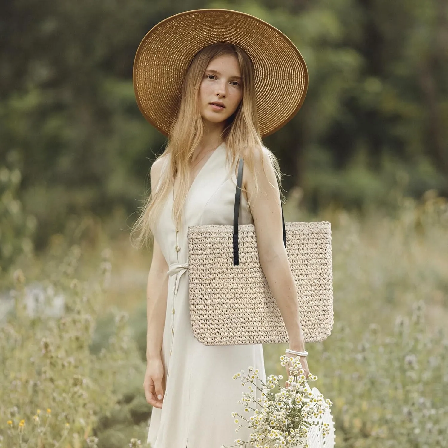 Straw Shoulder Bag, Crossbody Bag, Clutch - Casual Beach Handmade Bag for Women