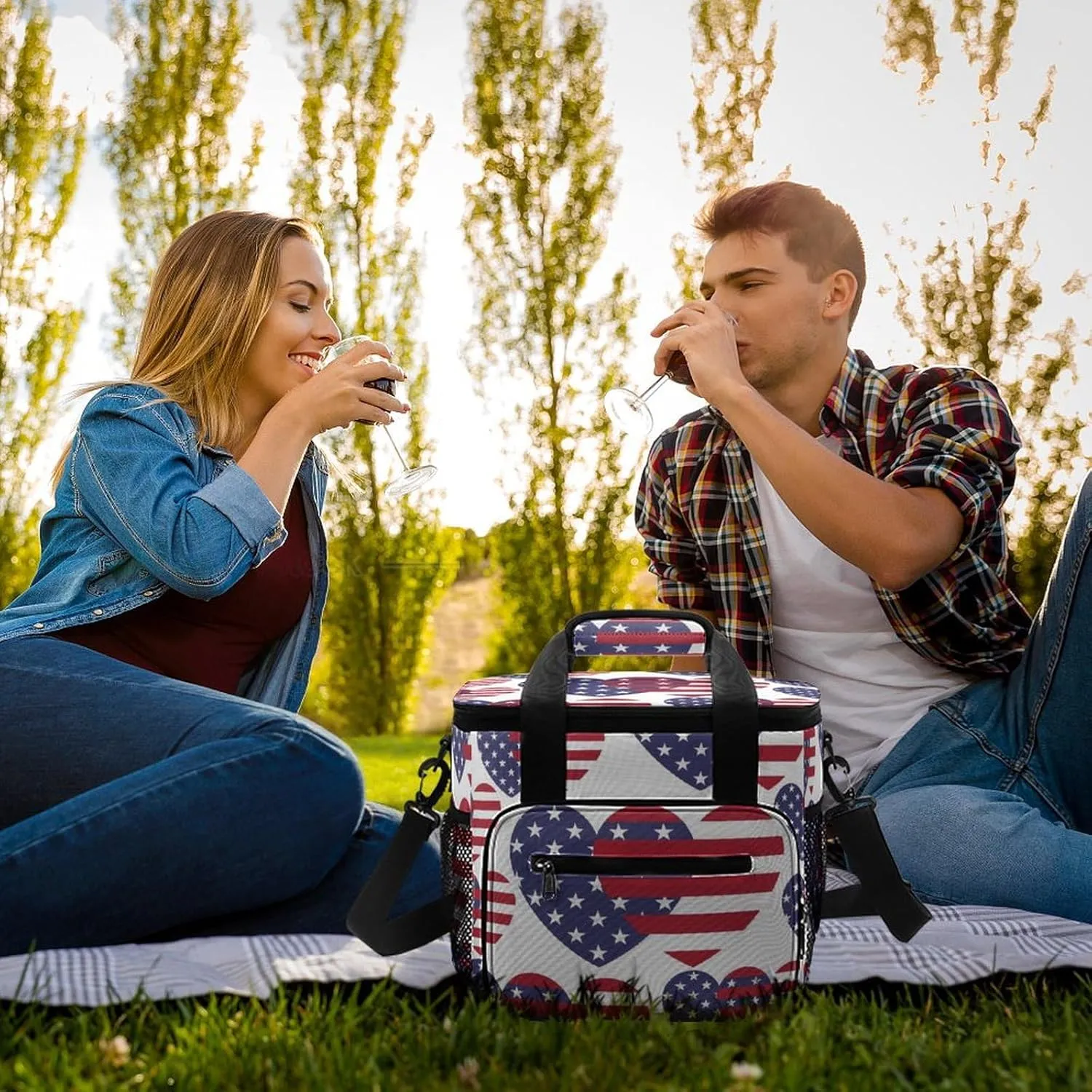 United States Flag Portable 22.5L Soft Cooler Bag for Car Camping Square Unique Leakproof Ice Chest with Adjustable Strap Insulated Lunch Box for Work Hiking Picnic