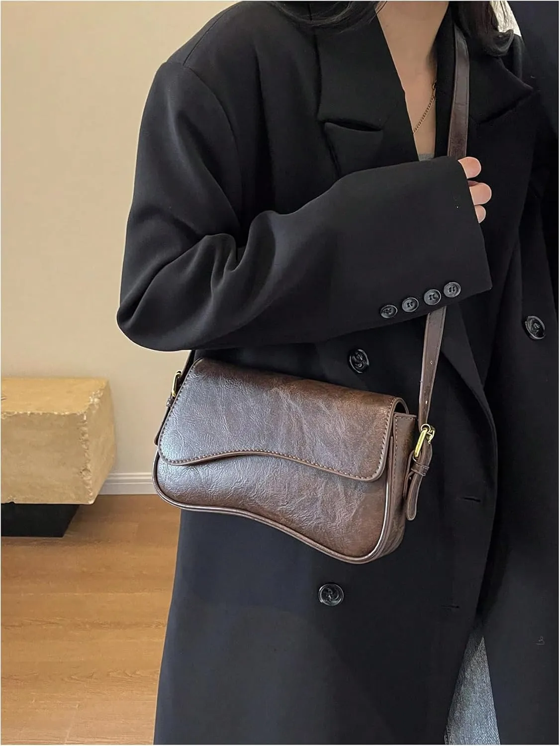 Verdusa Women's Leather Shoulder Bag Clutch Purses Trendy Hobo Crossbody Handbags Y2K Saddle Flap Underarm Purse
