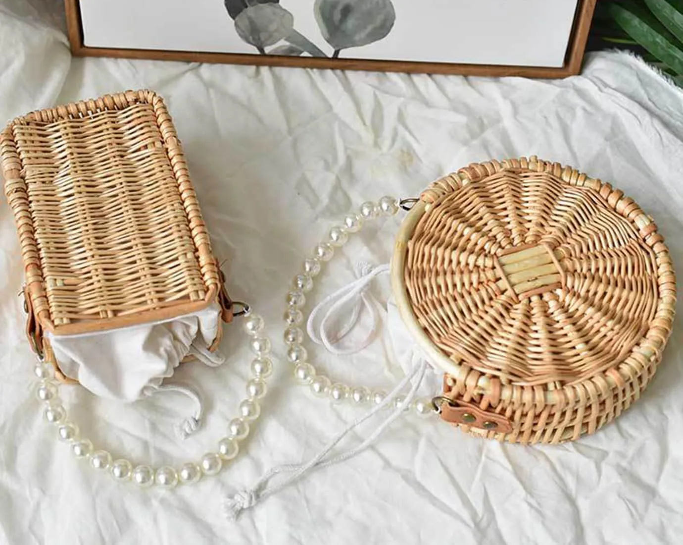 Vintage Handmade Handwoven Pearl Bag Rattan Shoulders Woven Handbags Beach Style Straw Bags